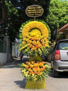 hoa viếng quận Hoàn Kiếm